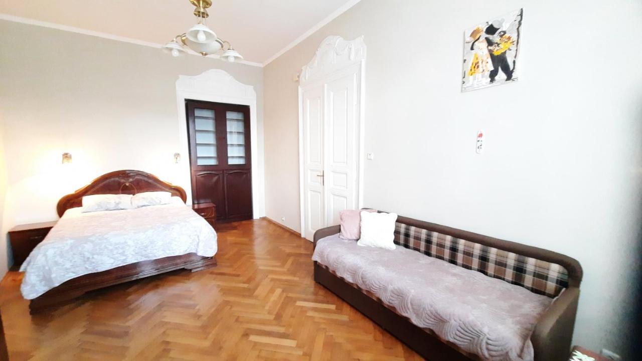 Apartments City Lviv Exterior photo